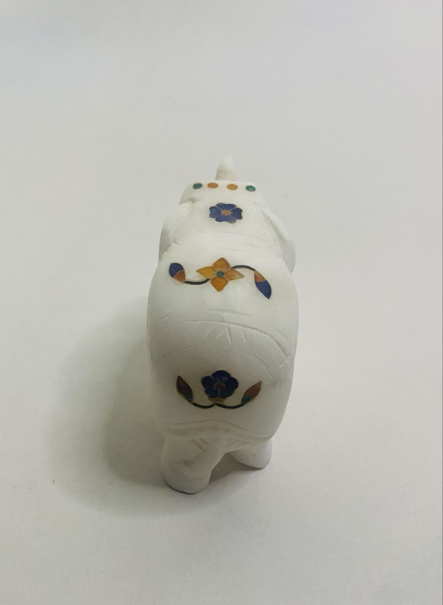 Statuette: Marble Elephant Figurine, Inlay Stone – Usato da Genève venduto da arcadiancocteau 1