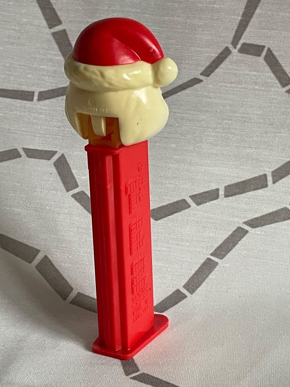 Pez Statuette: PEZ Santa beige – Usato da Rafz venduto da stg101 1