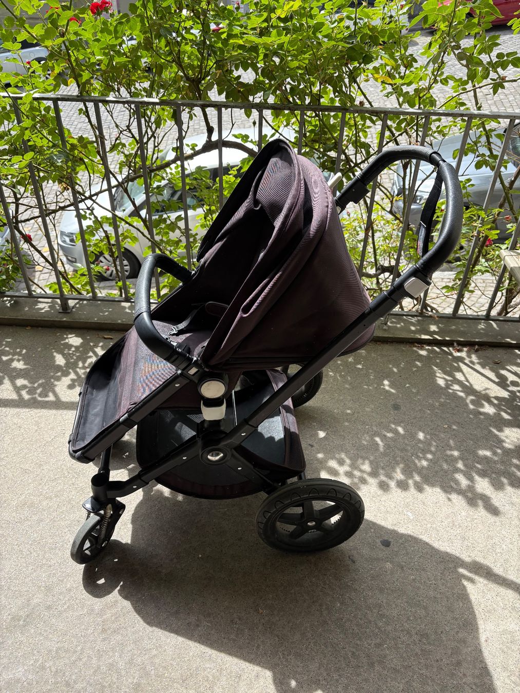 Bugaboo Carrozzine: Bugaboo Cameleon 3 Kinderwagen Schwarz – Usato da Bern venduto da Tigerlily07