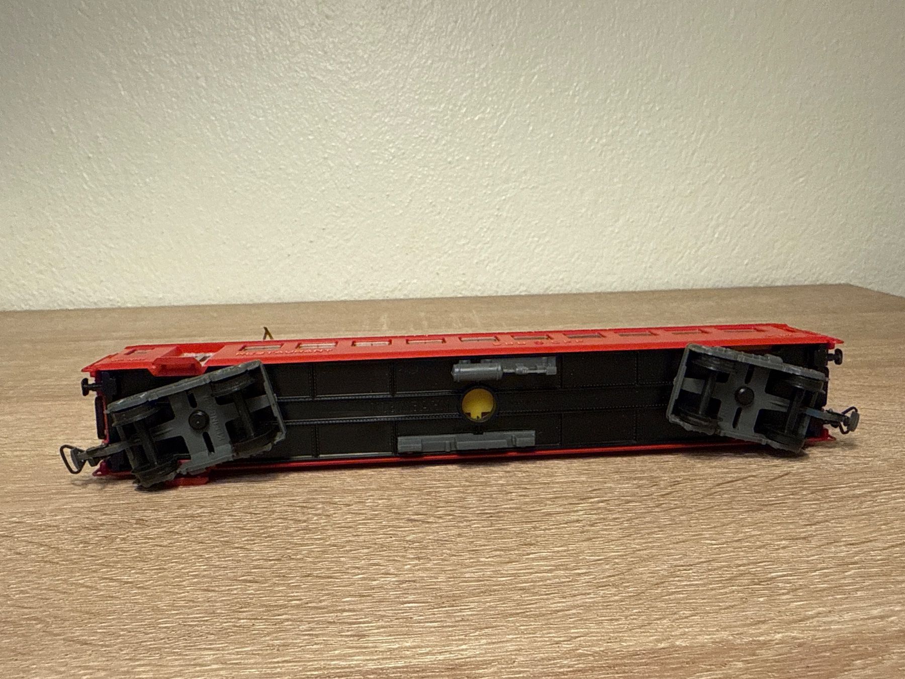 Kleinbahn Modellini di ferrovie: Kleinbahn Speisewagen SBB H0 (1) – Usato da St-Aubin-Sauges venduto da tantome 4