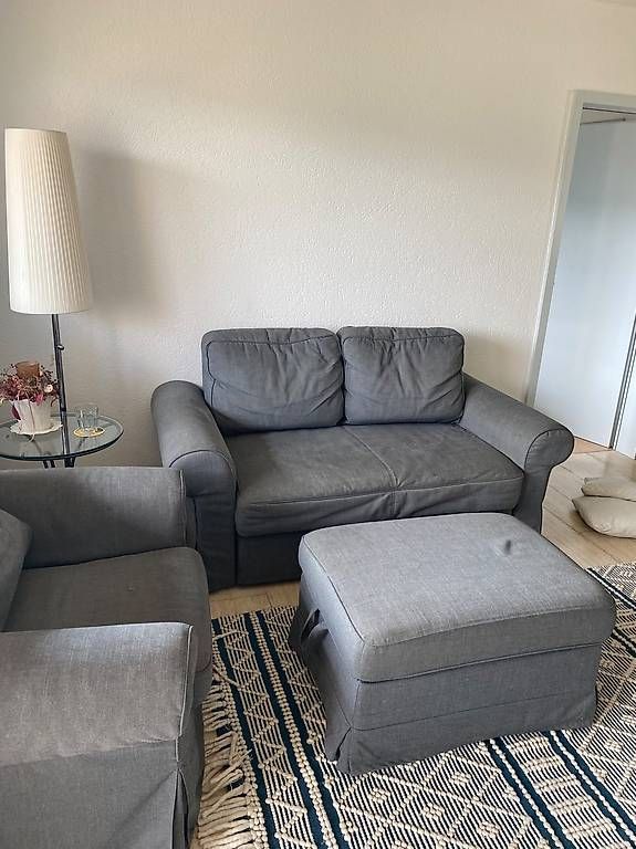 Ikea Divani: Sofa, Polstersessel und Fusshocker – Usato da Langnau i. E. venduto da Sword_ofJehu 1