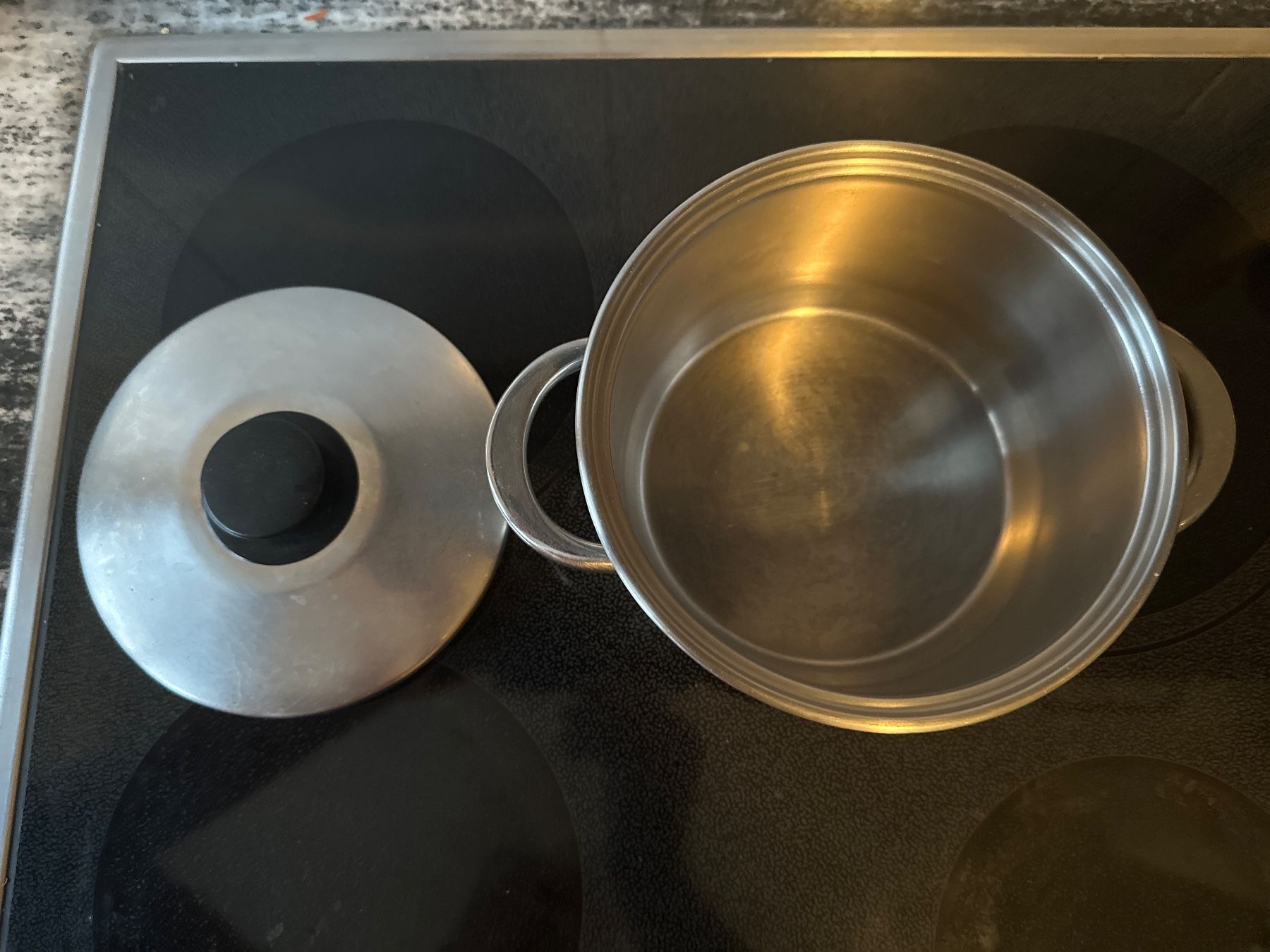 Padelle: Pfannen,  Edelstahl 18/10.  1,5 Lt – Usato da Zürich venduto da Chaeffeler 1