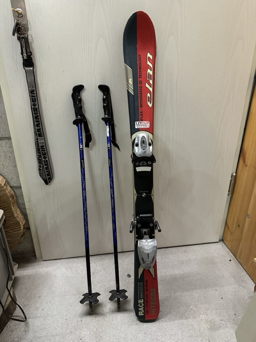 Elan Ski mit Stöcken und Skischuhen (Gebraucht) in Oftringen für CHF 20 ...