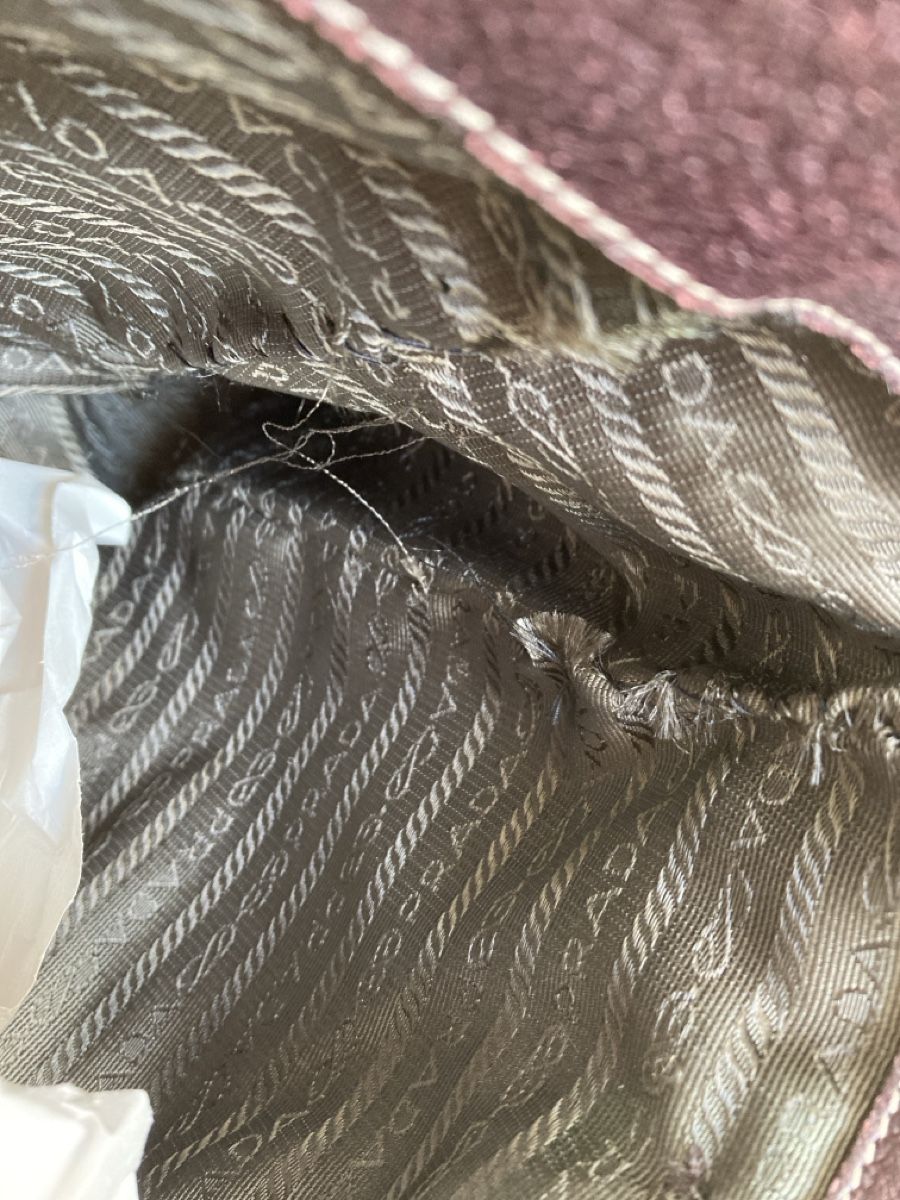 Prada Taschen: Prada Tasche Gross für Laptop – Gebraucht aus Zürich von EUTJAVA 4