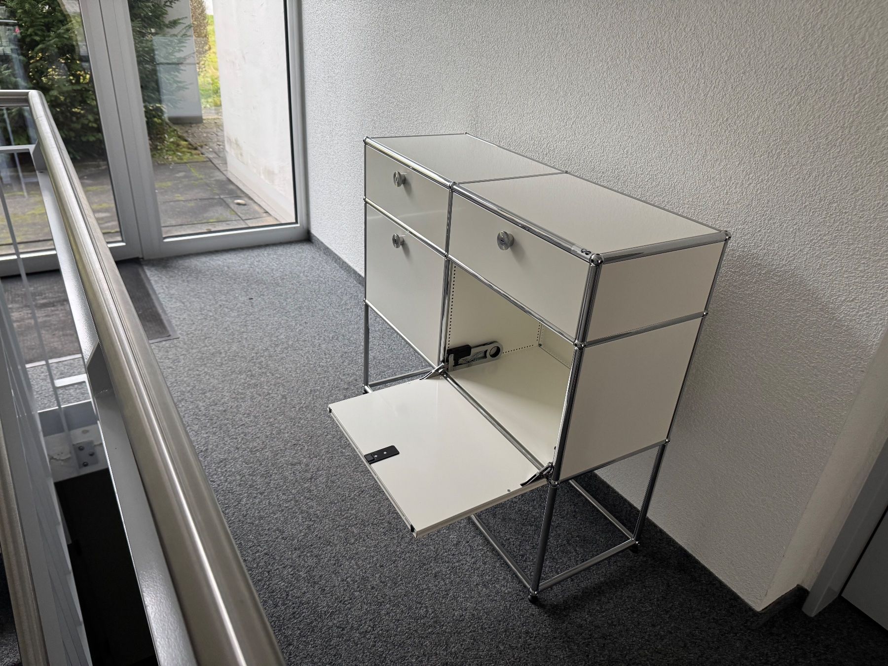 USM Cassettiere: Usm herzige Sideboard weiss Lieferung  Gratis – Usato da Thun venduto da altstadt-thun 4