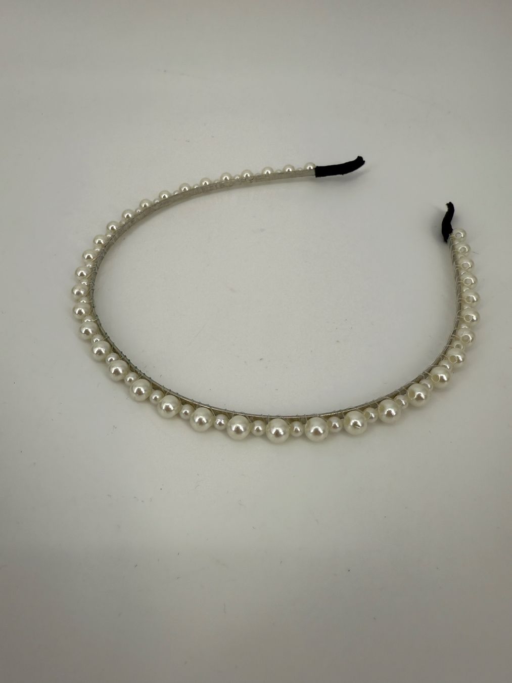 Accessori per capelli: Haarreif mit Perlen – Usato da Auenstein venduto da moin.