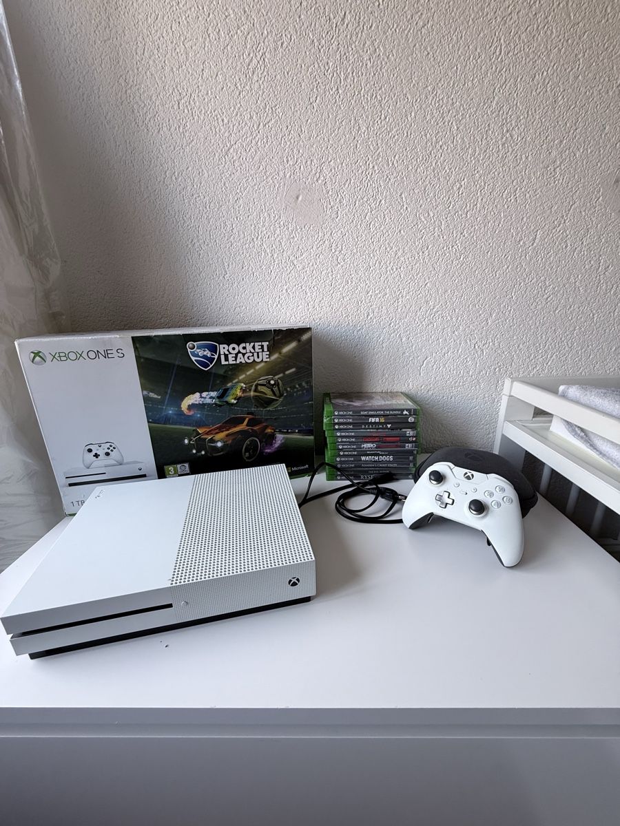 Microsoft Console: Xbox one s  – Usato da Plasselb venduto da val_6dkn