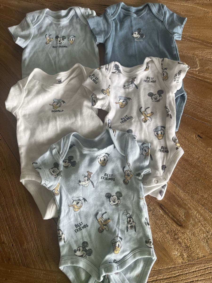 Biancheria intima: Bodys Baby Gr. 62 "neuwertig" – Nuovo (secondo la descrizione) da Wallisellen venduto da Romina83 2