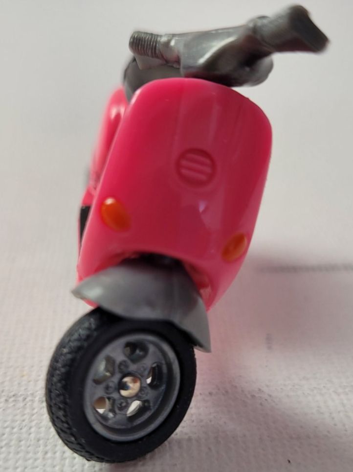 Siku Modellautos: ROLLER / SCOOTER - CA. 1:43 – SIKU – Gebraucht aus Neftenbach von Mador6