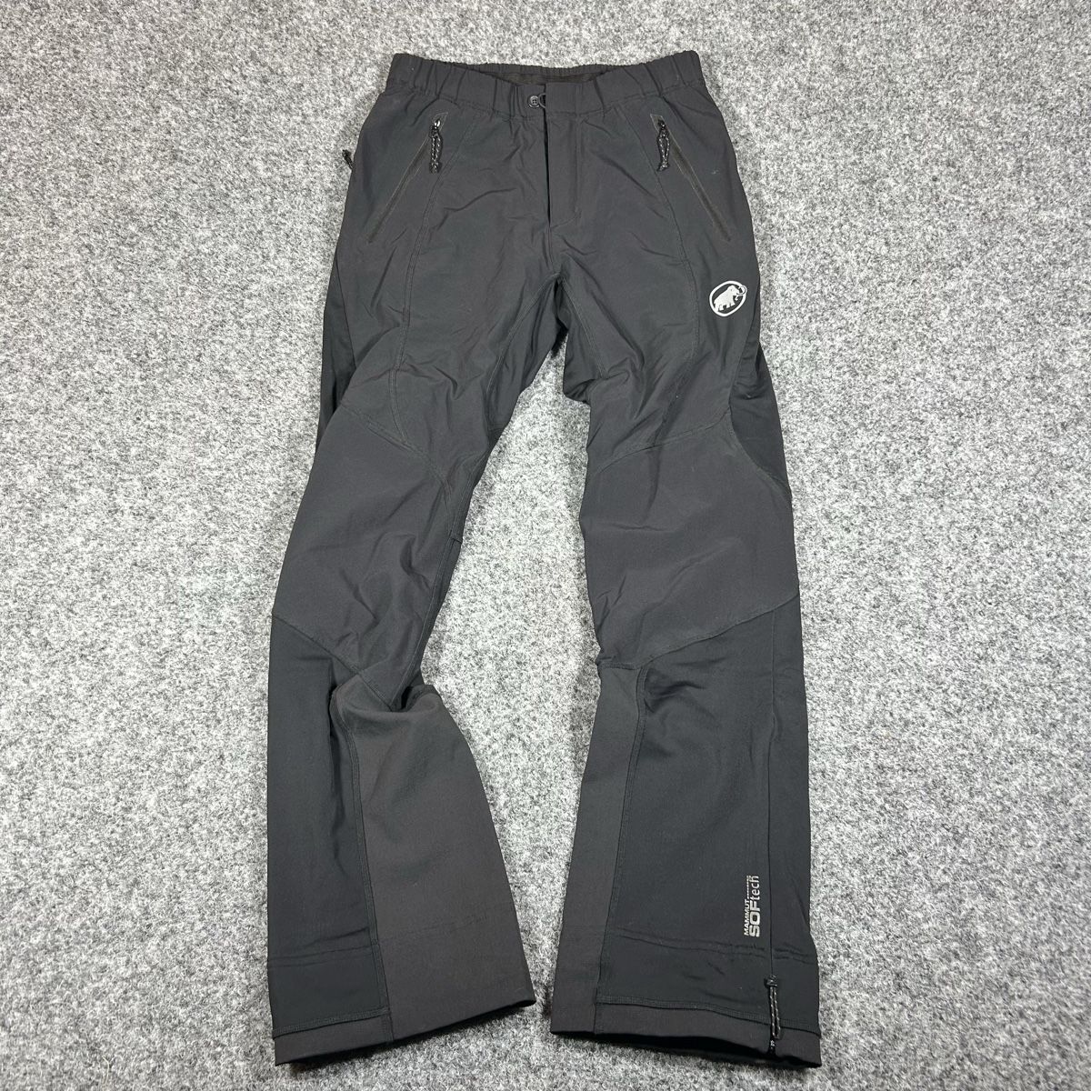 Mammut Pantaloni: Pants Mammut SoftTech black grey S  – Usato da La Sagne NE venduto da Matlasape