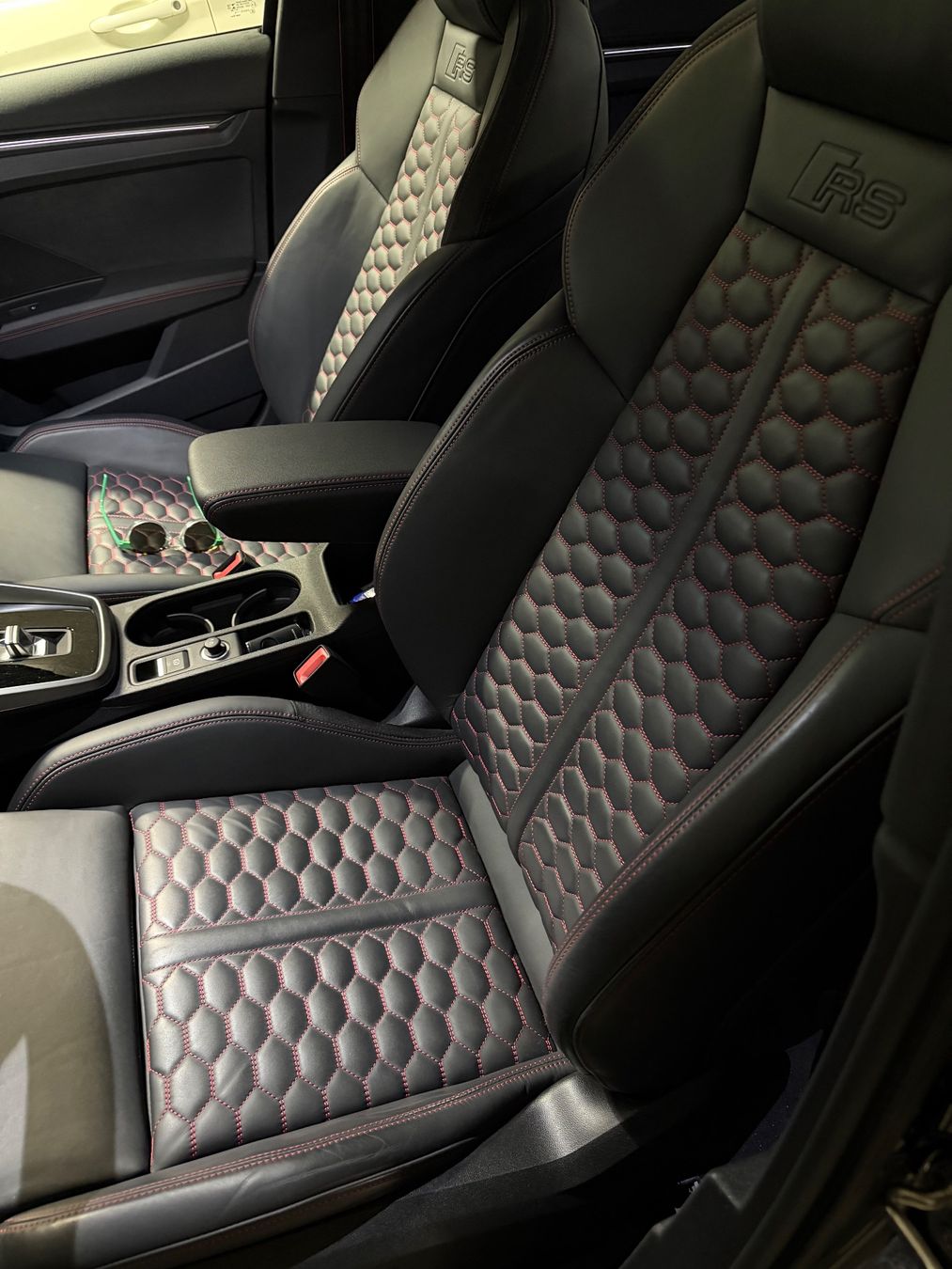 Audi Autos: Audi RS3 Sedan – D'occasion à Aarau Rohr par AlainZ 5
