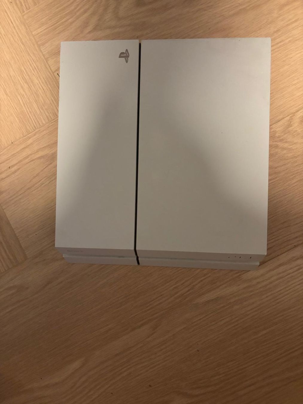 Sony Konsolen: PS4 – Gebraucht aus Naters von zub_zrz8 1