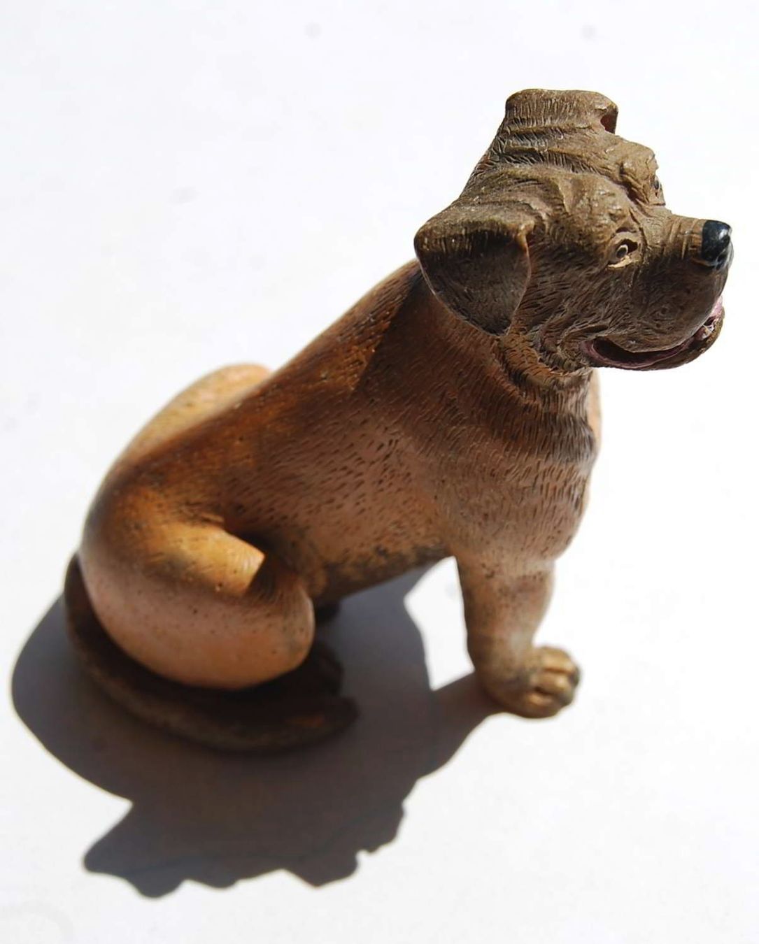 Statuette: 7 verschiedene Hundefiguren, Terrakotta bemalt – Usato da Rüfenacht BE venduto da Toro06 1