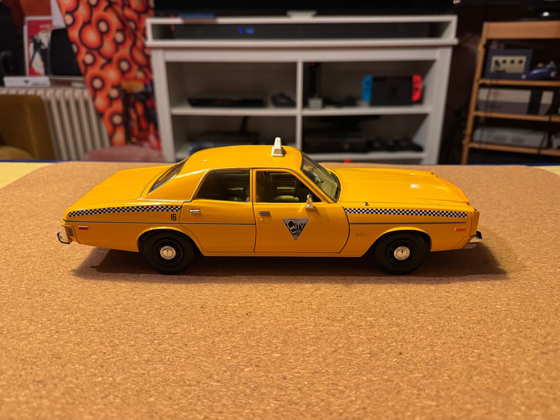 Dodge Modellini d'auto: Dodge Monaco 1978 Rocky III 1:18 – Difettoso da La Russille venduto da Romain5100 4