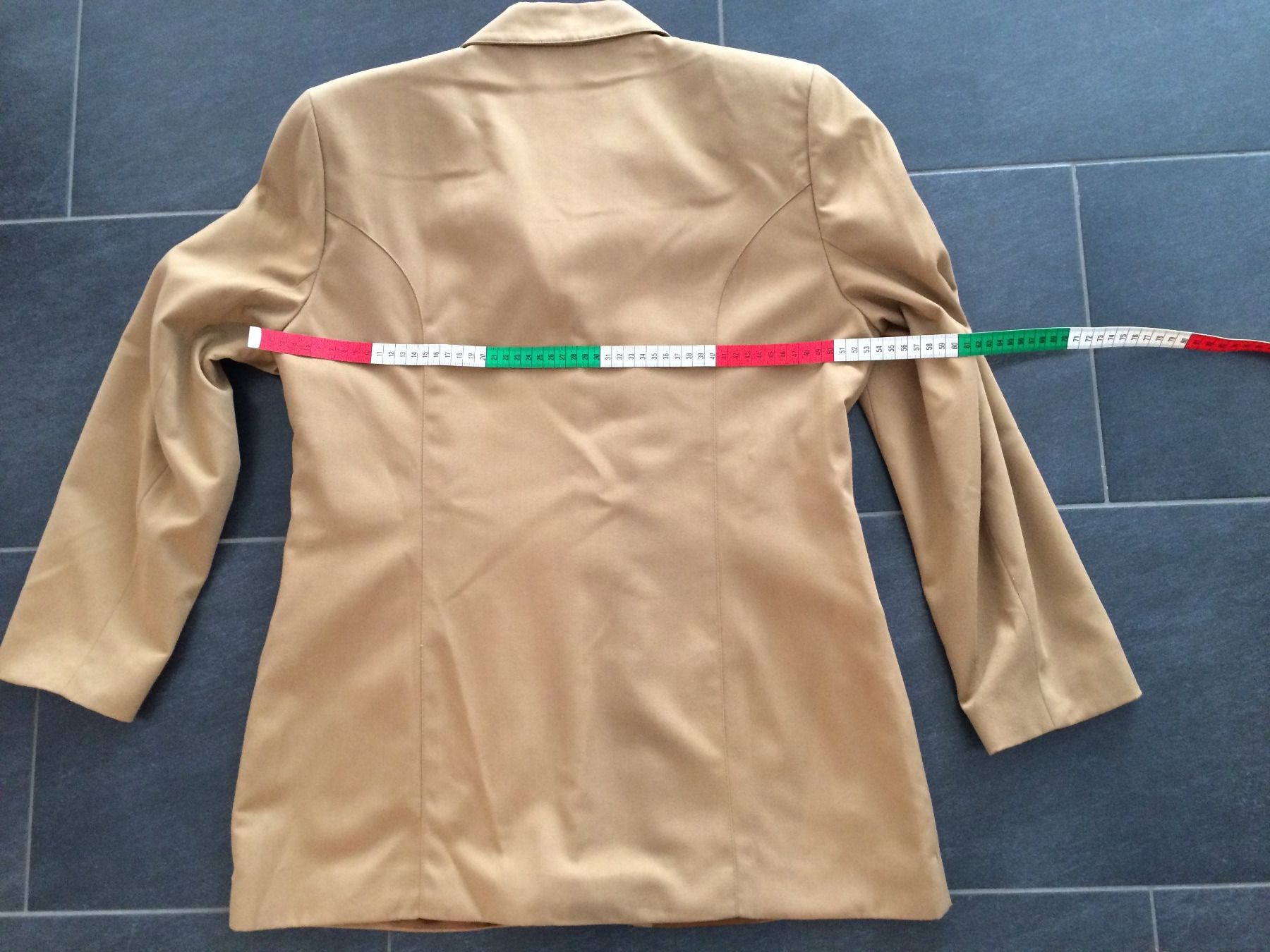 Giacche: LÄSSIGE BLAZERJACKE 42 CAMEL-FARBIG – Usato da thierachern venduto da Styl 1