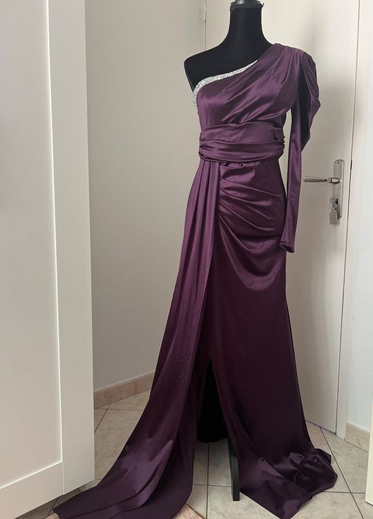 Robe de soirée longue violet foncé - très élégante à porter | Acheter ...