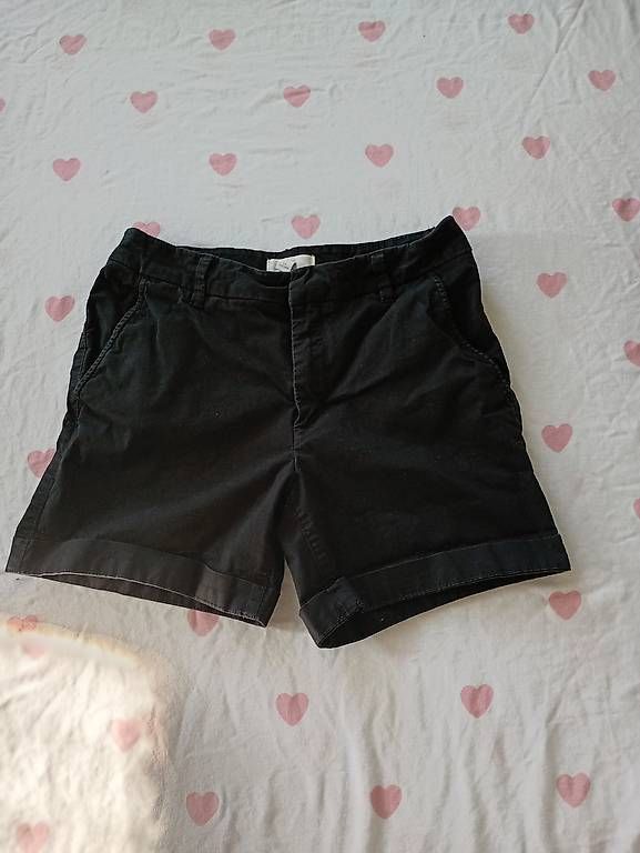 Pantalons: Kurze Hose h&m – D'occasion à Gelterkinden par leo_9z8m