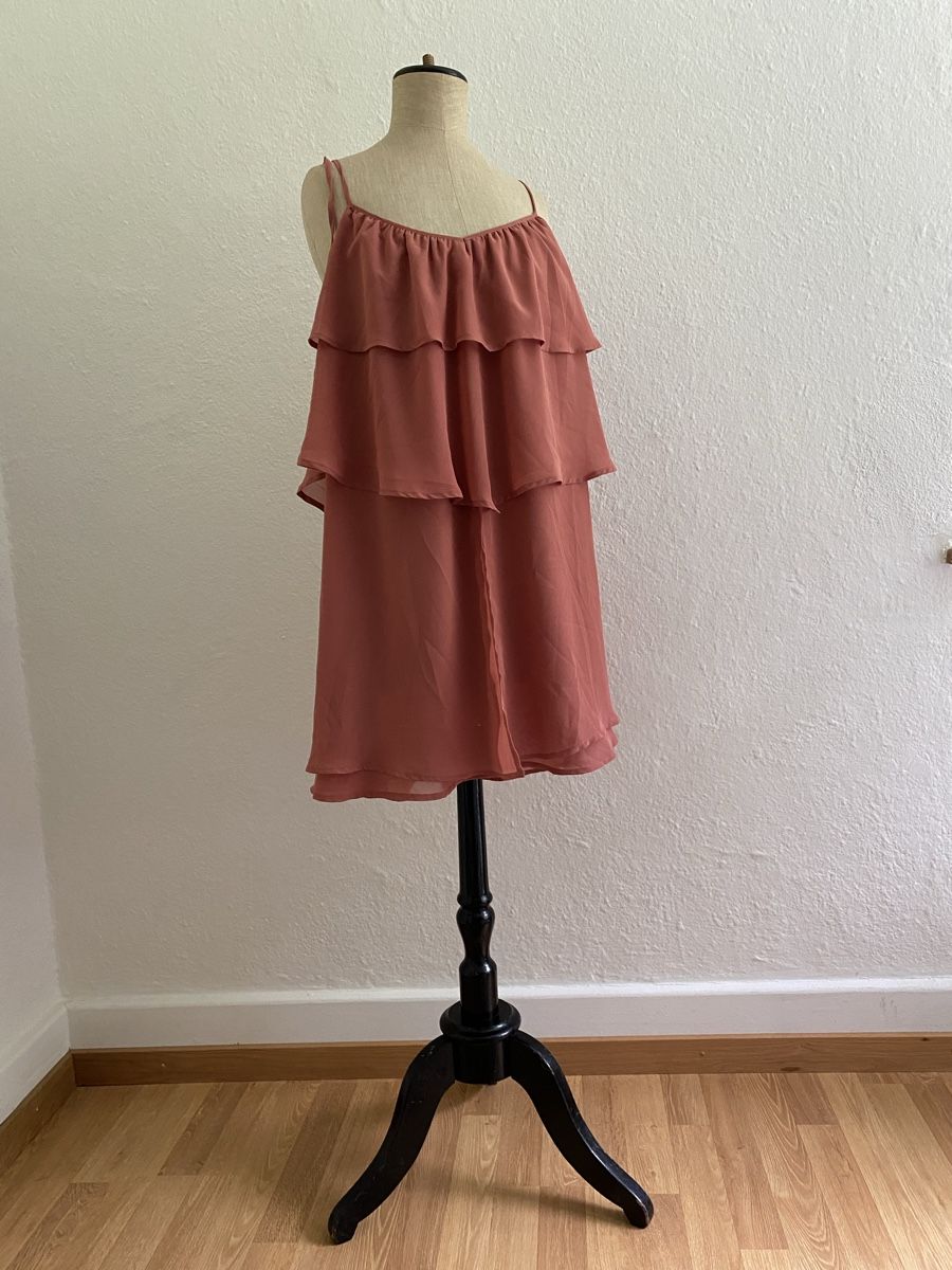 Vestiti: Kleid Modström – Usato da Luzern venduto da katharina_dzb