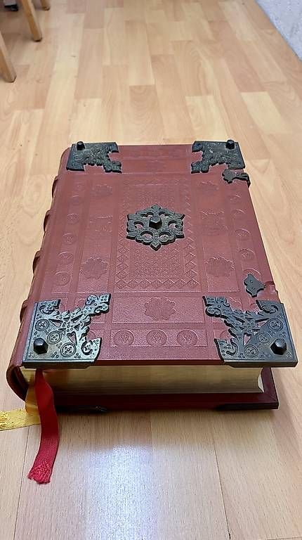Libri: Bibel Guntenberg – Usato da Heerbrugg venduto da Mediabox