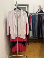 Neue Damen Kleider  XL/XXL Komplett Verkauf