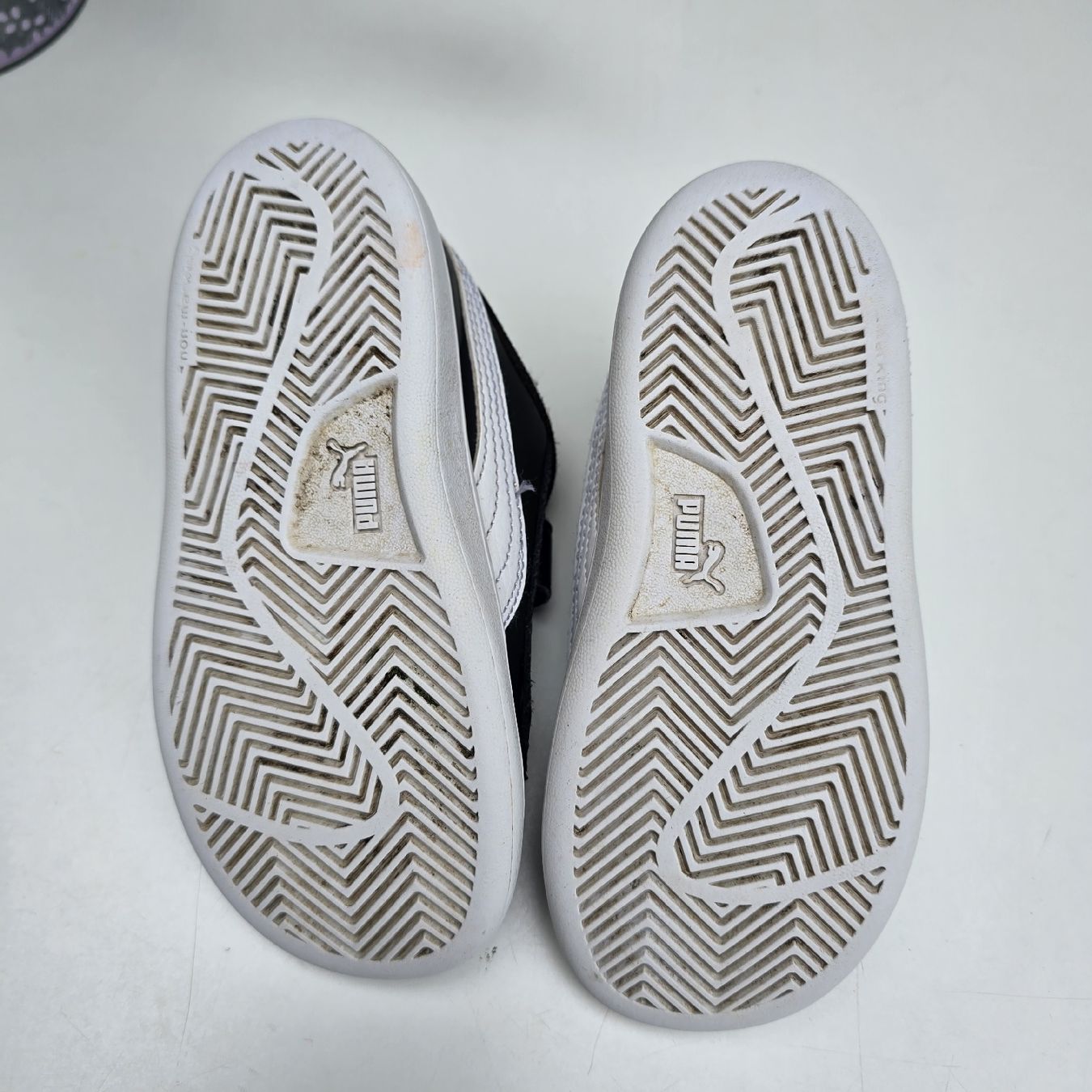 Puma Scarpe da uomo: Puma Smash V2 Hook-and-loop Trainers black Size 26 good cond – Usato da Hettlingen venduto da kar_fq5r 1