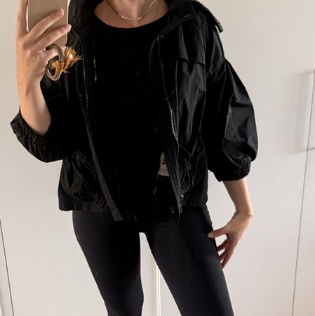 Burberry Jacke Shirt Weste Regenjacke schwarz M wie neu