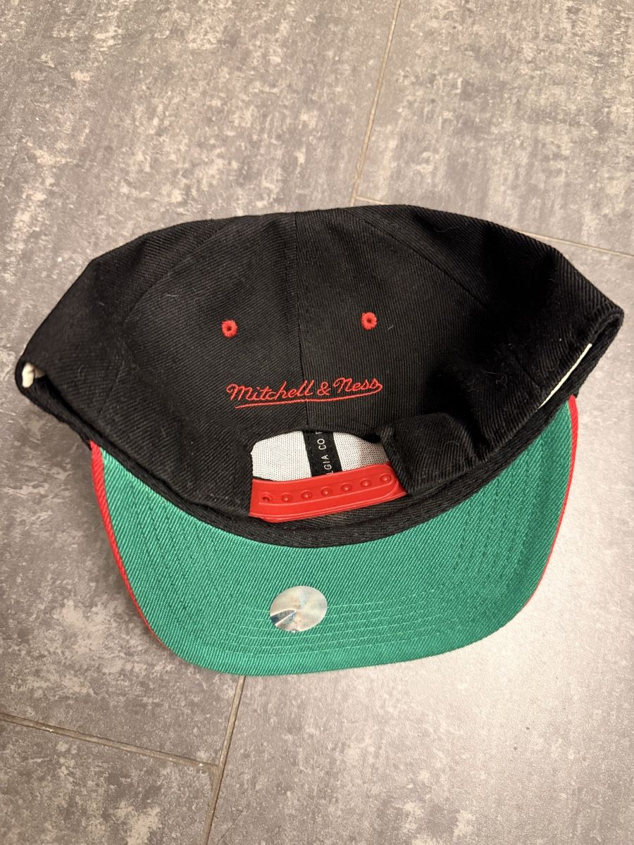 Mitchell & Ness Copricapi, berretti & cappellini: Chicago Bulls Kappe Mitchell & Ness – Nuovo (secondo la descrizione) da Wettingen venduto da Rueetschi 1