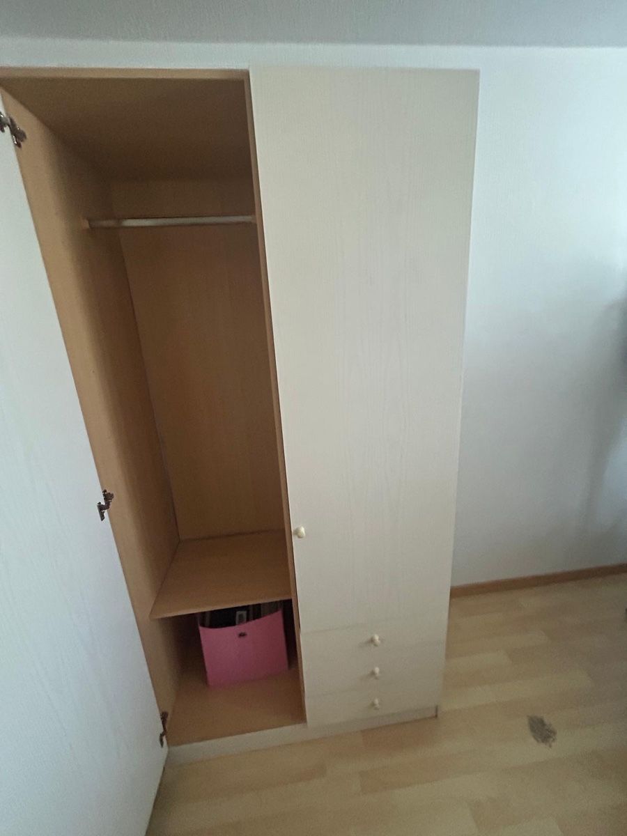 Armadi: Schrank – Usato da Thun venduto da Noel01112