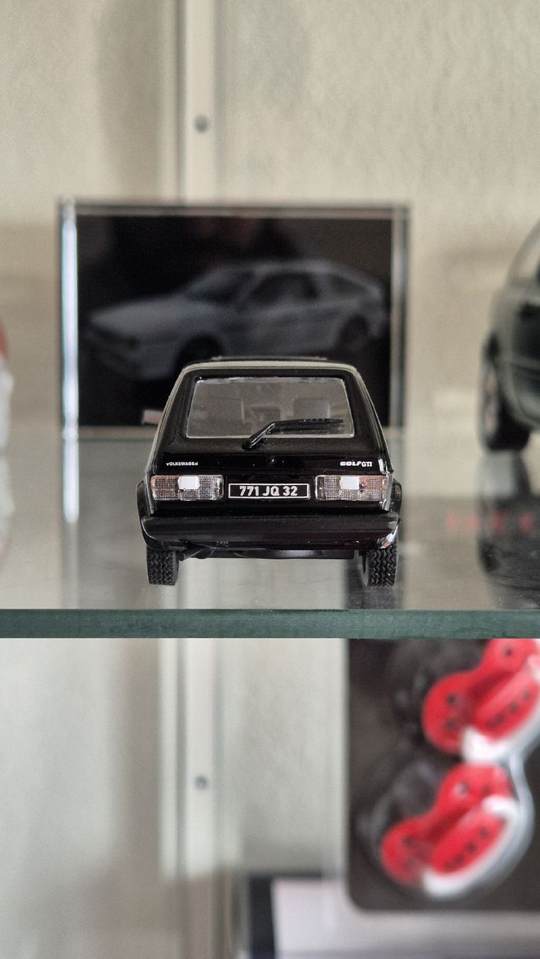 Volkswagen Modellini d'auto: Vw Golf 1 Gti – Usato da Chexbres venduto da Sciroccoelho 2