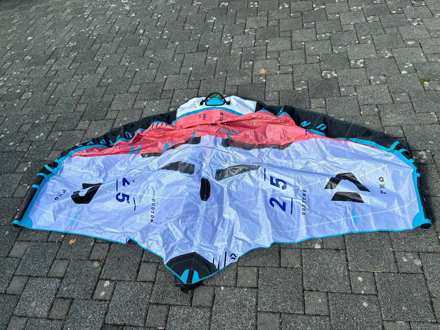 Duotone Surfen: Wing: Duotone Unit 2.5 – Gebraucht aus Schönenwerd von alrisu 1