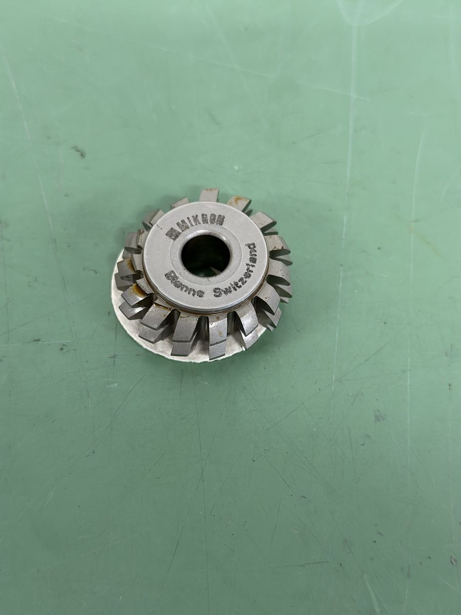 Tutti gli attrezzi: Mikron Gear Cutter Module 1441.1.1592 – Nuovo e nell'imballaggio originale da Aarberg venduto da SNMachines 1