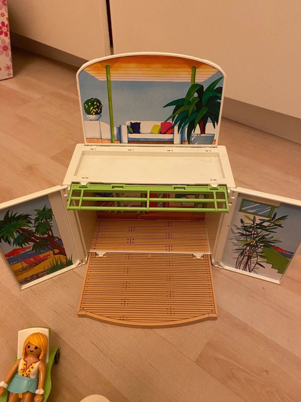 Playmobil Giocattoli: Aufklappbox  Sonnenterasse Playmobil – Usato da Dietlikon venduto da Ss11 4
