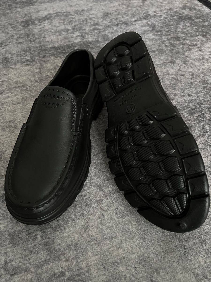 Scarpe da uomo: Robuste Herren Freizeitschuhe Gr. 43.Schwarz – Nuovo e nell'imballaggio originale da Siebnen venduto da toshi123 2