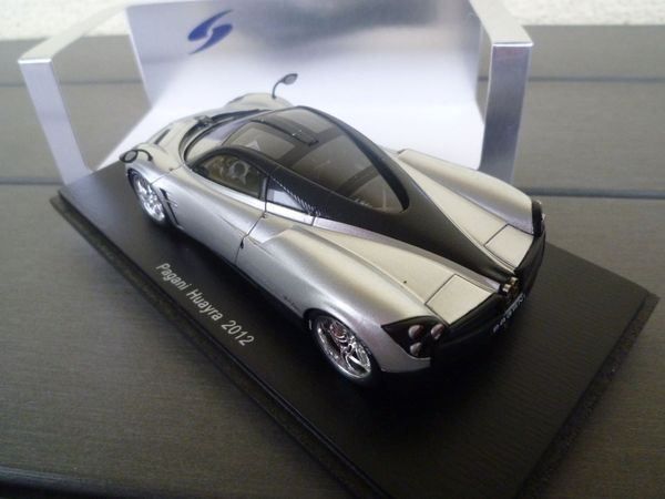 Modellini d'auto: Pagani Huayra (2012) – Nuovo e nell'imballaggio originale da Flawil venduto da Imperiosud 2