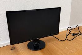 BenQ Monitor mit elegantem Standfuss – inkl. Kabel