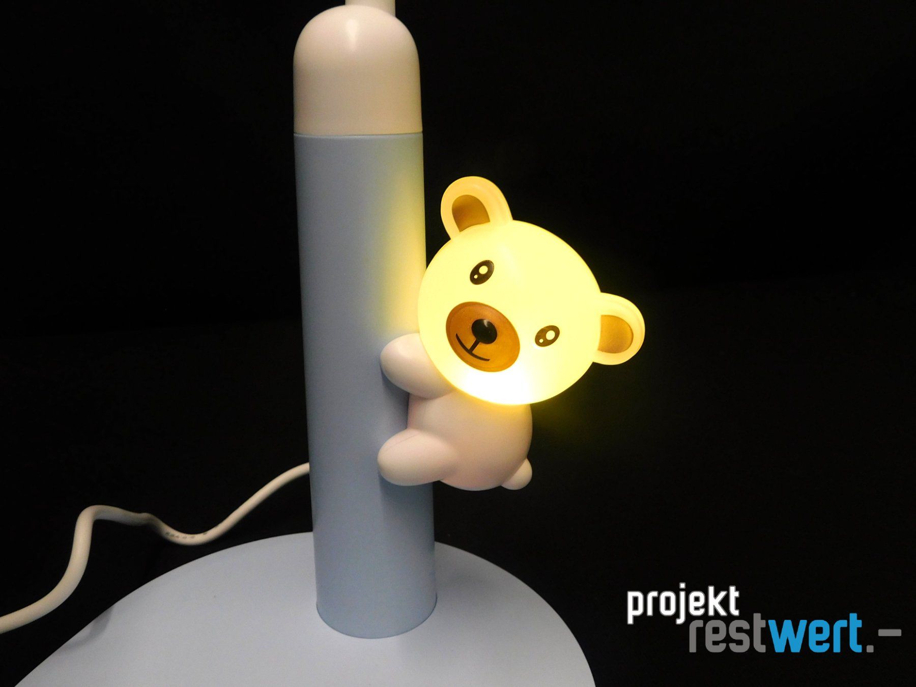 Lampes: LED-Leuchte von HANSA – Neuf (Voir description) à Bülach par restwert_buelach 3