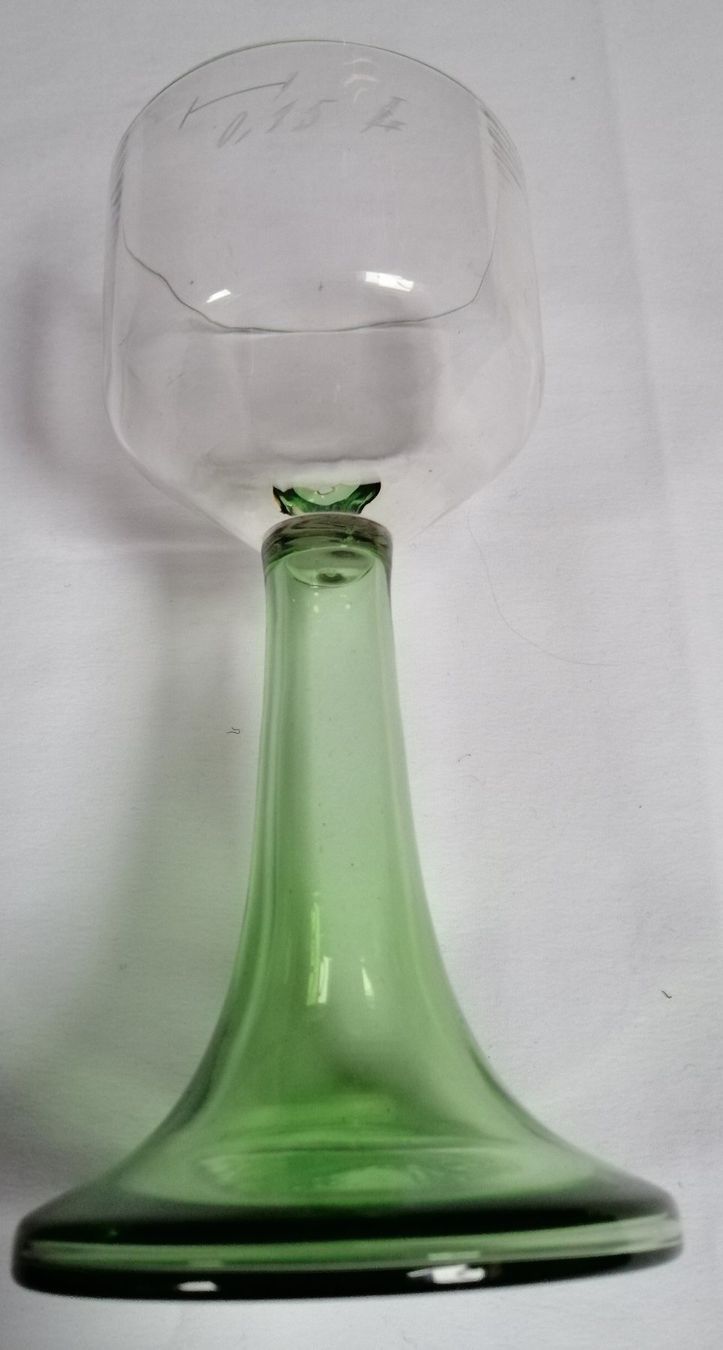 Gläser: Weinglas antik, Höhe 16.7 cm, um 1880-1900 – Gebraucht aus Oberriet SG von Atir47