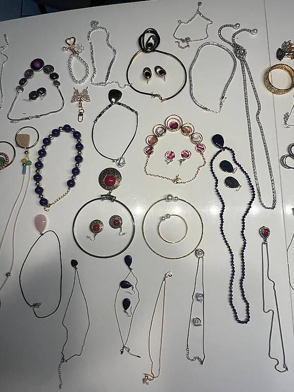 Autres bijoux: Diverser Modeschmuck – D'occasion à Felben-Wellhausen par PeriFel 1
