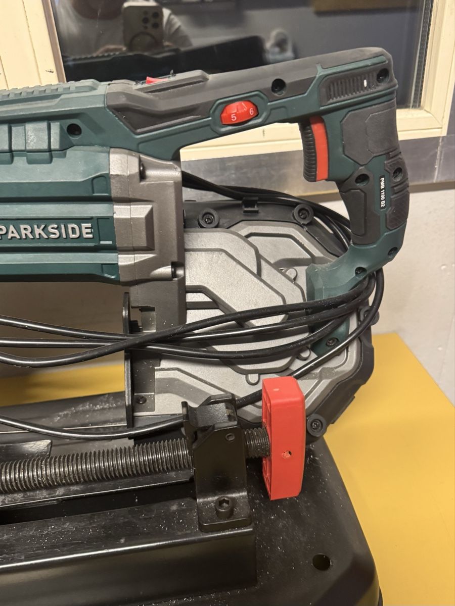 Parkside Seghe: Metallbandsäge Parkside  – Usato da Schlieren venduto da Freundlich02 4