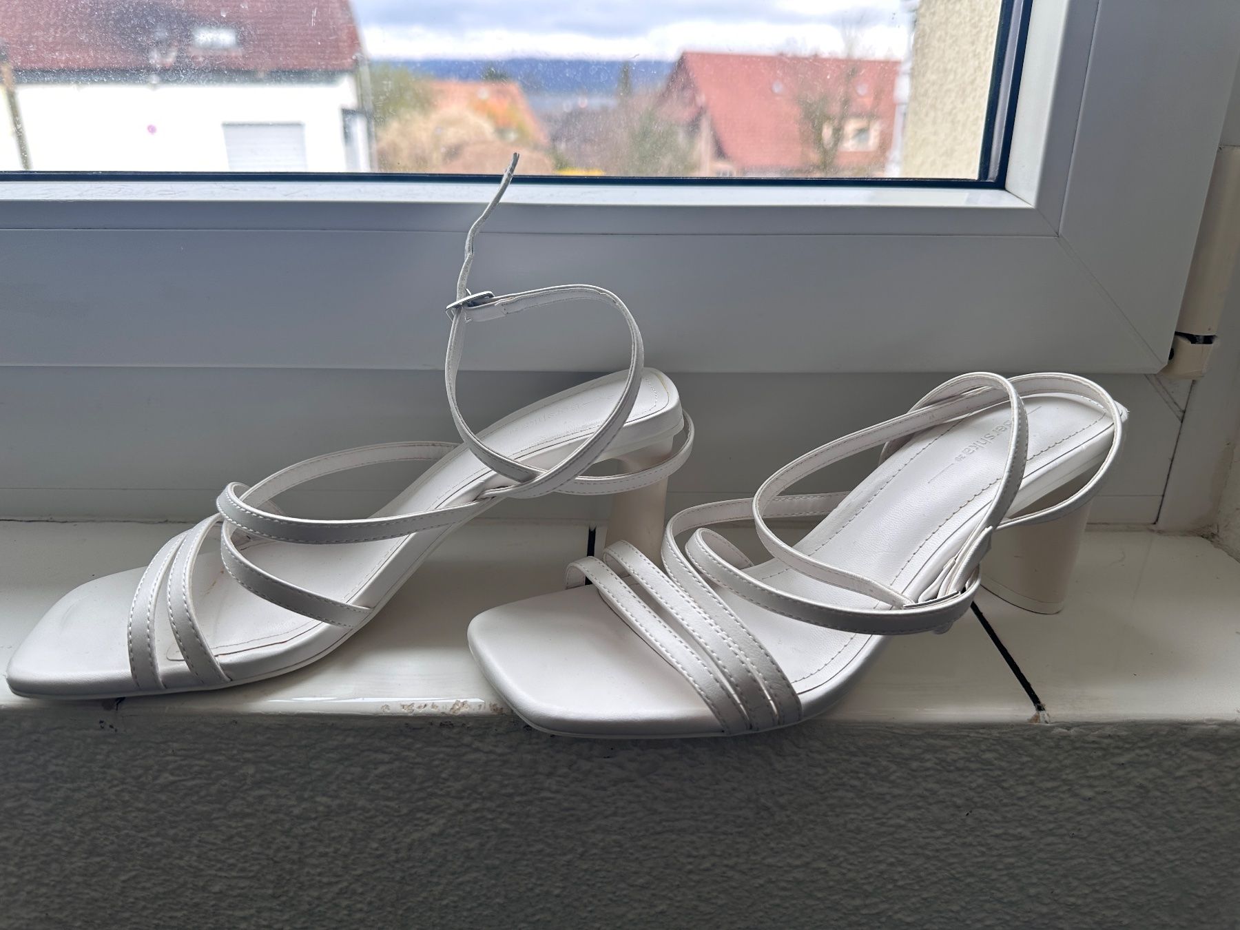 Bershka Scarpe da donna: Highheels bershka – Usato da Urdorf venduto da Mondschein14
