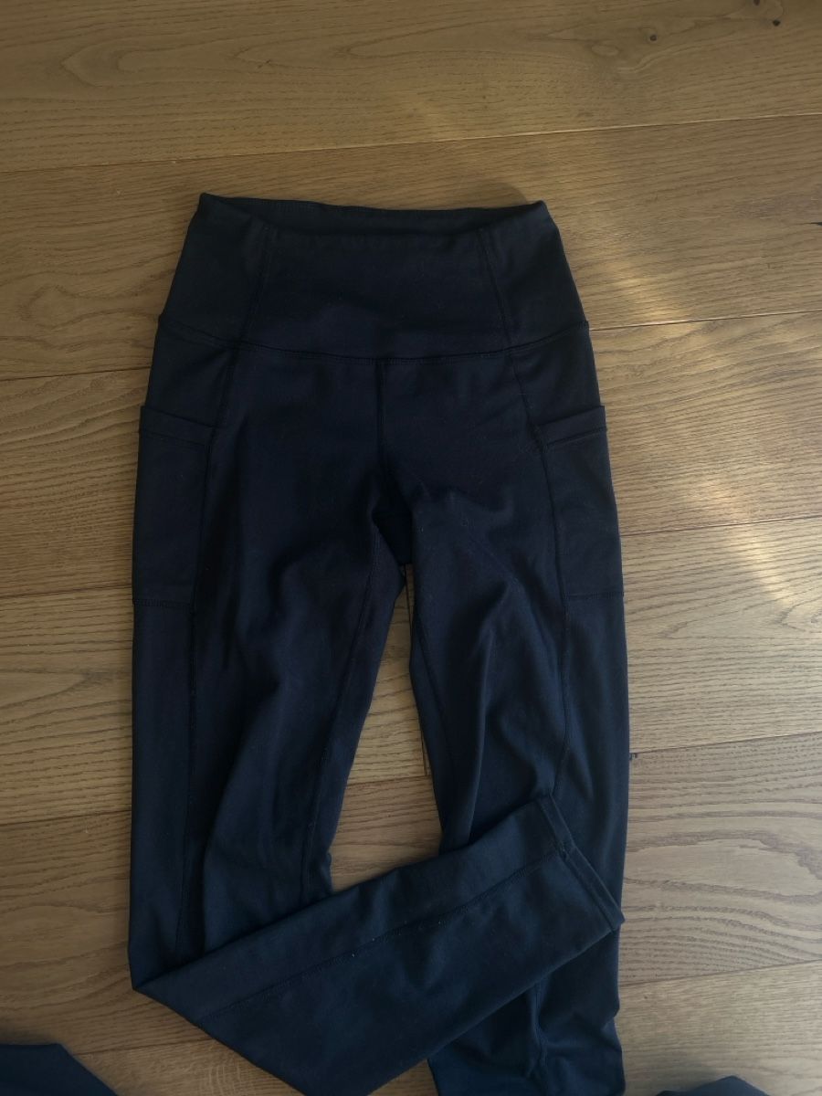 Leggings: Tights Cotton On Gr.XS – Usato da Fraubrunnen venduto da alne777