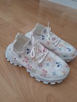Neue Sneaker Grösse 31/32