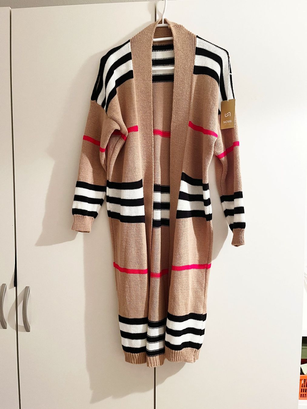 Giacche: Damen Strickjacke Grösse M - FABRIKNEU – Nuovo e nell'imballaggio originale da Glattbrugg venduto da Ariel012