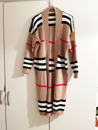 Damen Strickjacke Grösse M - FABRIKNEU