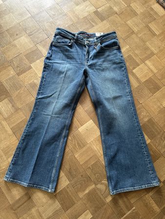Damen Jeans Mos Mosh Flare Fit W29 ANKLE neu
100% Damentag