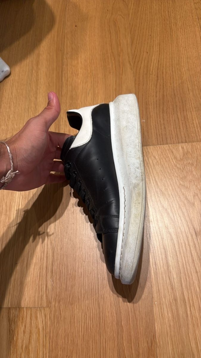Alexander Mcqueen Scarpe da uomo: Alexander McQueen Sneaker schwarz  – Usato da Winkel venduto da mir_dlp6 1