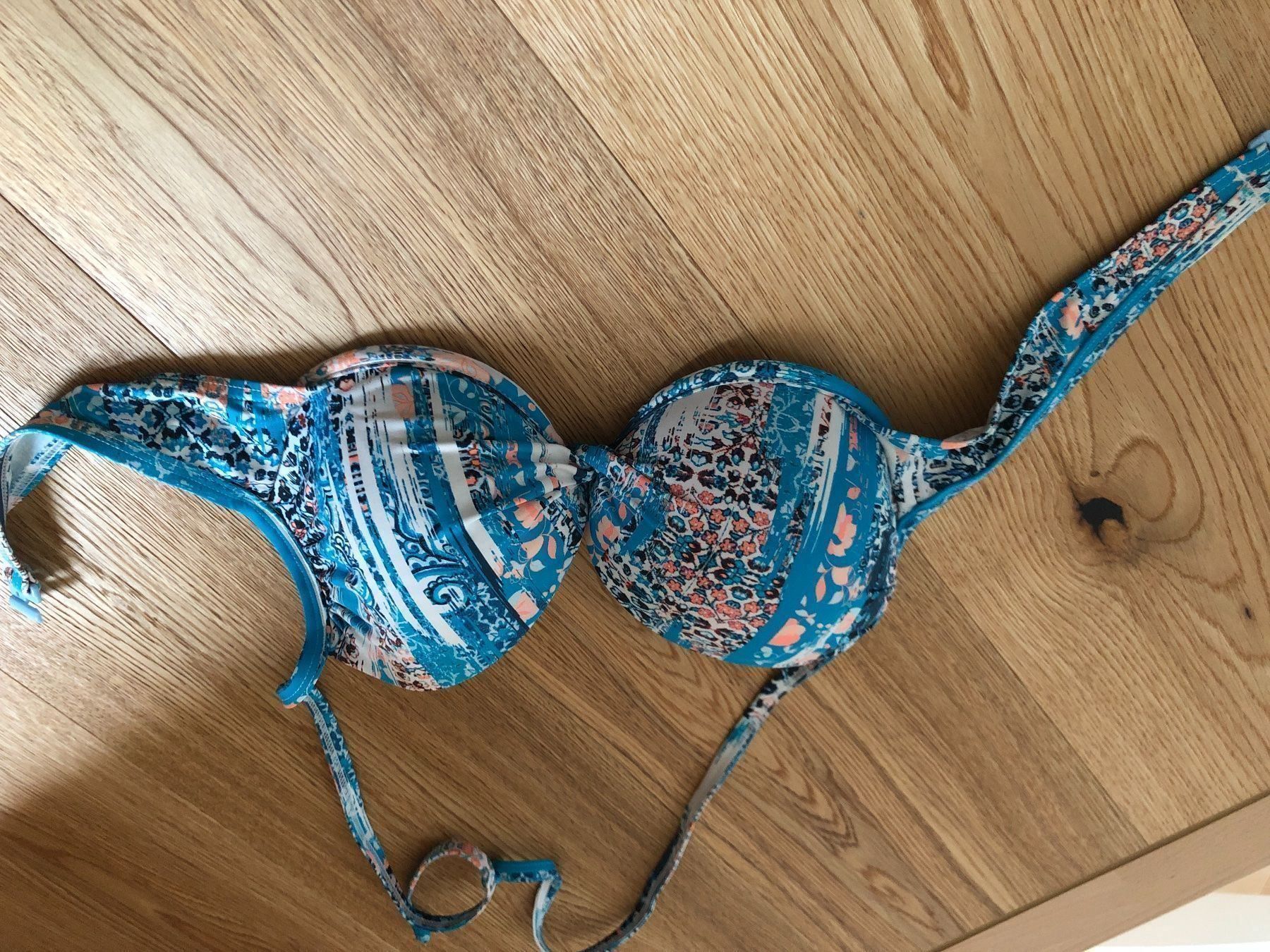 Costumi da bagno & Bikini: Bikini Top, 36 c – Nuovo (secondo la descrizione) da Grüningen venduto da Rami77 1
