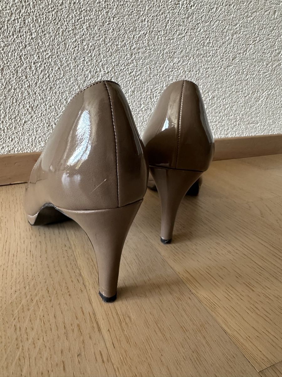 Scarpe da donna: Pumps Gr. 39 – Usato da Kleinandelfingen venduto da Elader 1