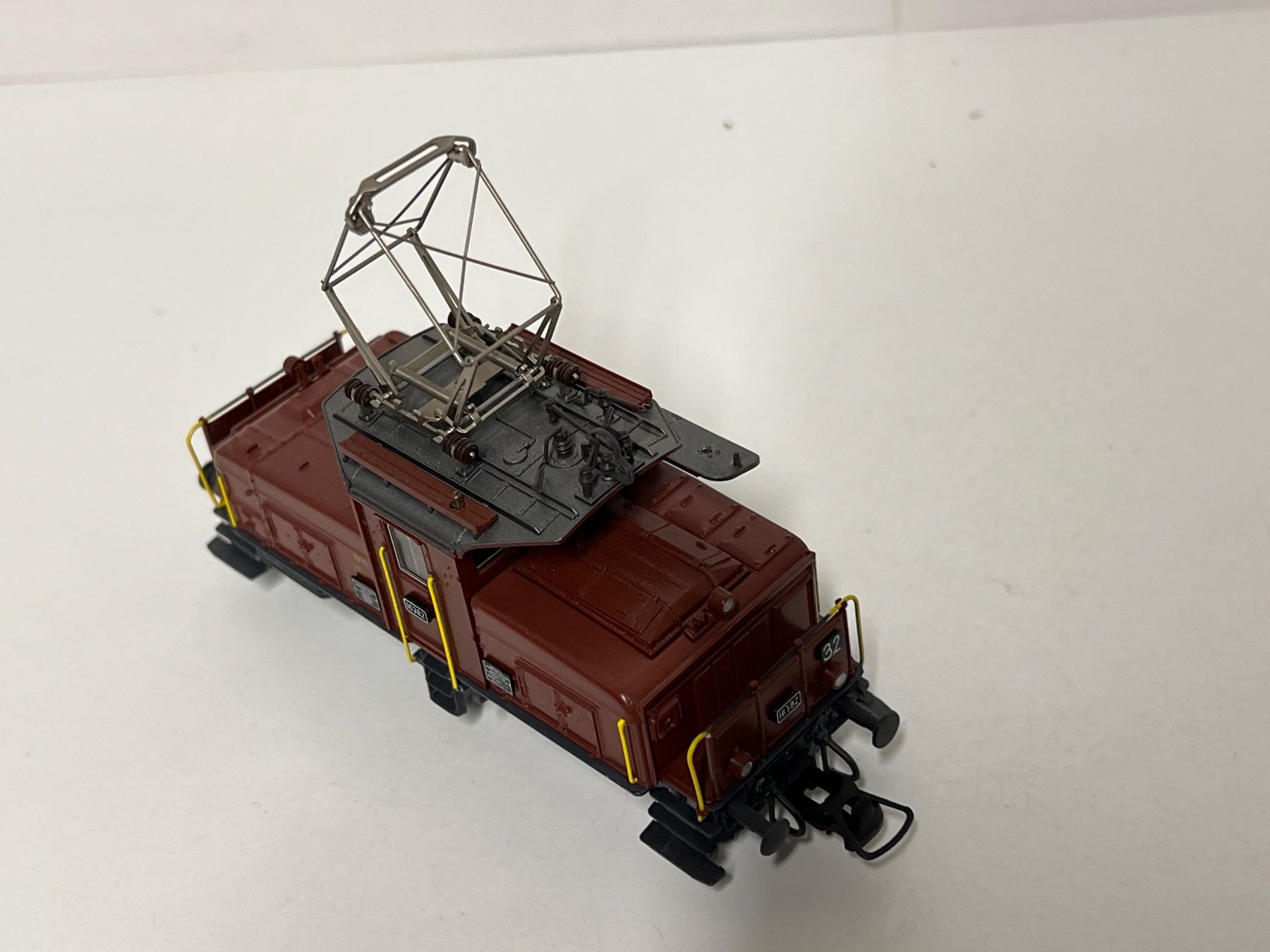 Roco Modelleisenbahnen: Roco Ee 3/3 16382 SBB  H0 DC – Gebraucht aus Neuenhof von ludovicco 5