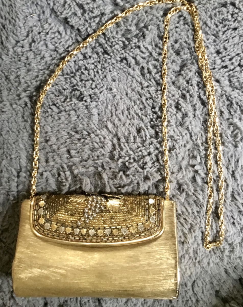 Taschen für Damen: Vintage Messing Clutch: Abendtasche – Gebraucht aus Schlieren von Jeajet 1